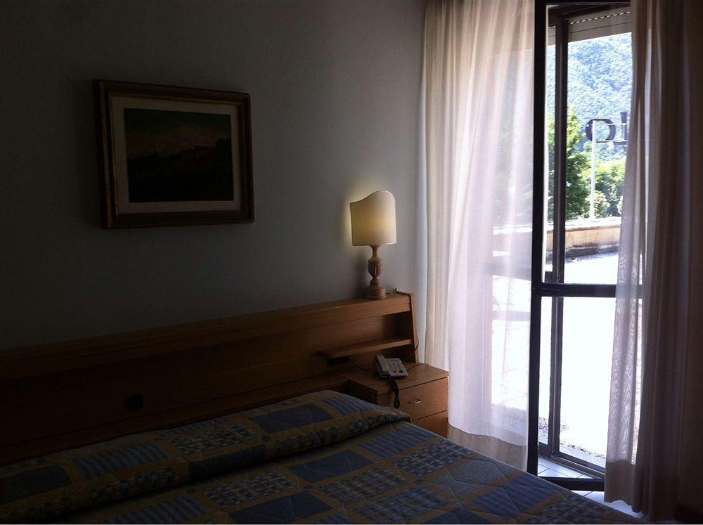 Hotel Cristallo Barga Fornaci di Barga Экстерьер фото